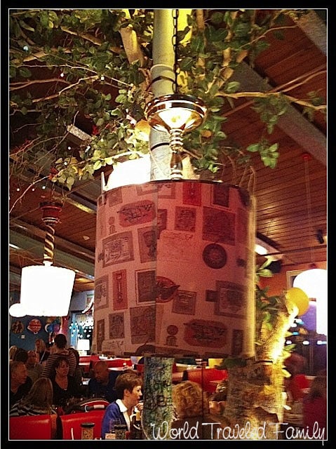 Lynns Paradise Cafe -  ugly lamp