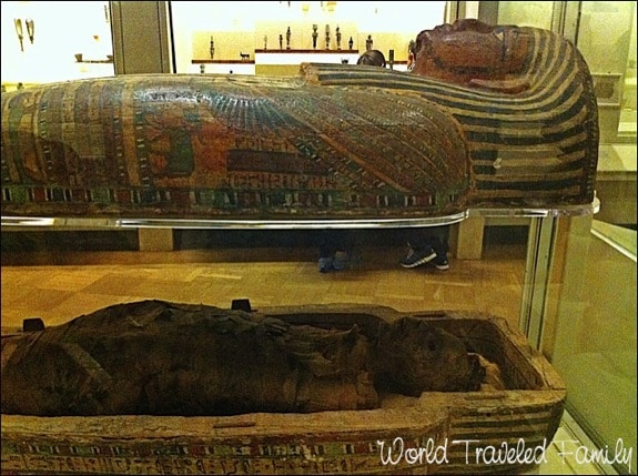 Royal Ontario Museum - mummified woman