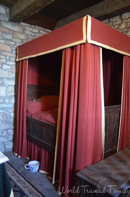 Old Fort Niagara - French Commendant's sleeping area