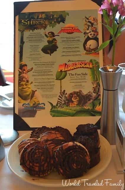 Freedom of the Seas - Dreamworks character breakfast menu