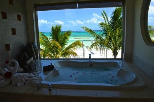 El Dorado Maroma Beachfront Villas - master bedroom jacuzzi