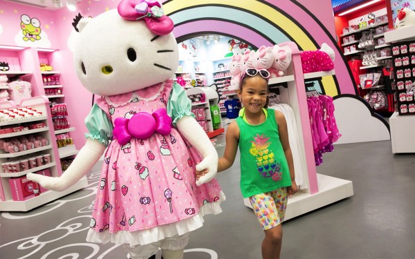 Hello Kitty Shop Featuring Hello Kitty and Friends - UNiversal Orlando FL