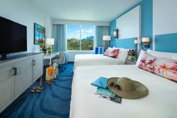 Universal Orlando's Sapphire Falls Resort - room