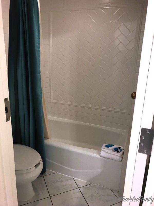 Review Port Orleans Riverside Standard Room World