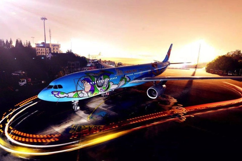 Disney Toy Story Aircraft Debuts in Shanghai!