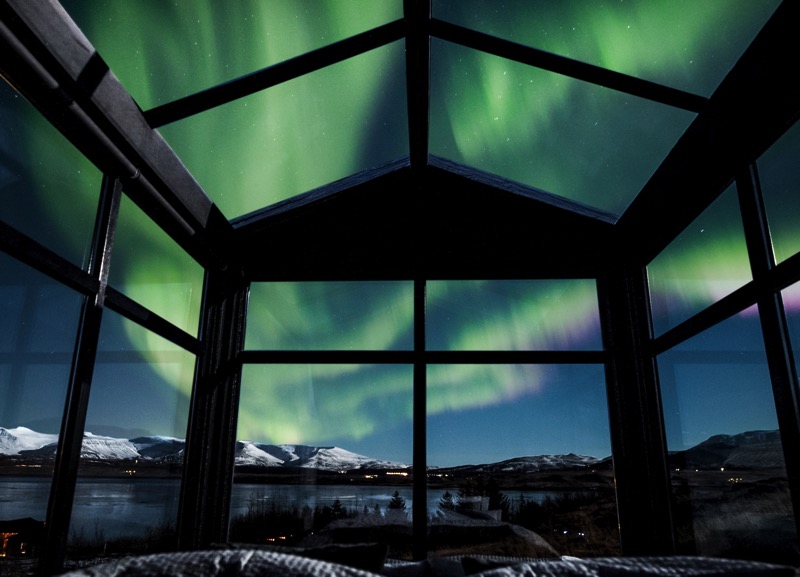 Panorama Glass Lodge Iceland - northern lights 