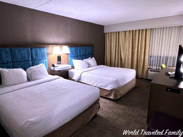 Hampton Inn Rochester Greece double queen room