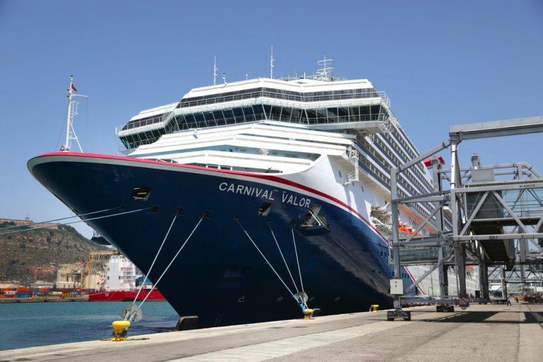 Carnival Valor returns to service in Barcelona
